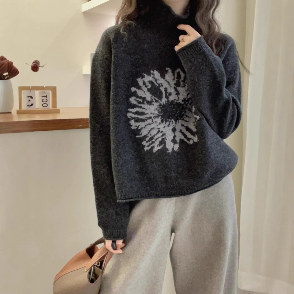 欧洲站2024冬装新款欧货向日葵慵懒风高领针织衫女秋冬软糯毛衣女