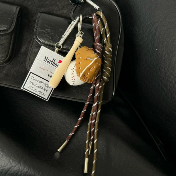 Tobacco box baseball brown green rope (black love buckle)