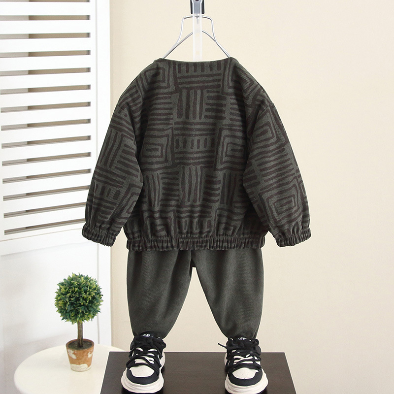 5936 traje de niño chaqueta de otoño para niños 2024 nuevo estilo estilo occidental bebé primavera y otoño ropa de pana traje de tres piezas