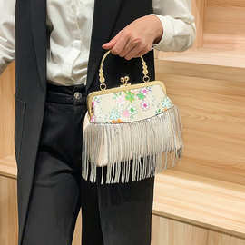 跨境时尚中式旗袍汉服手提小包包手工刺绣链条单肩包放手机宴会包