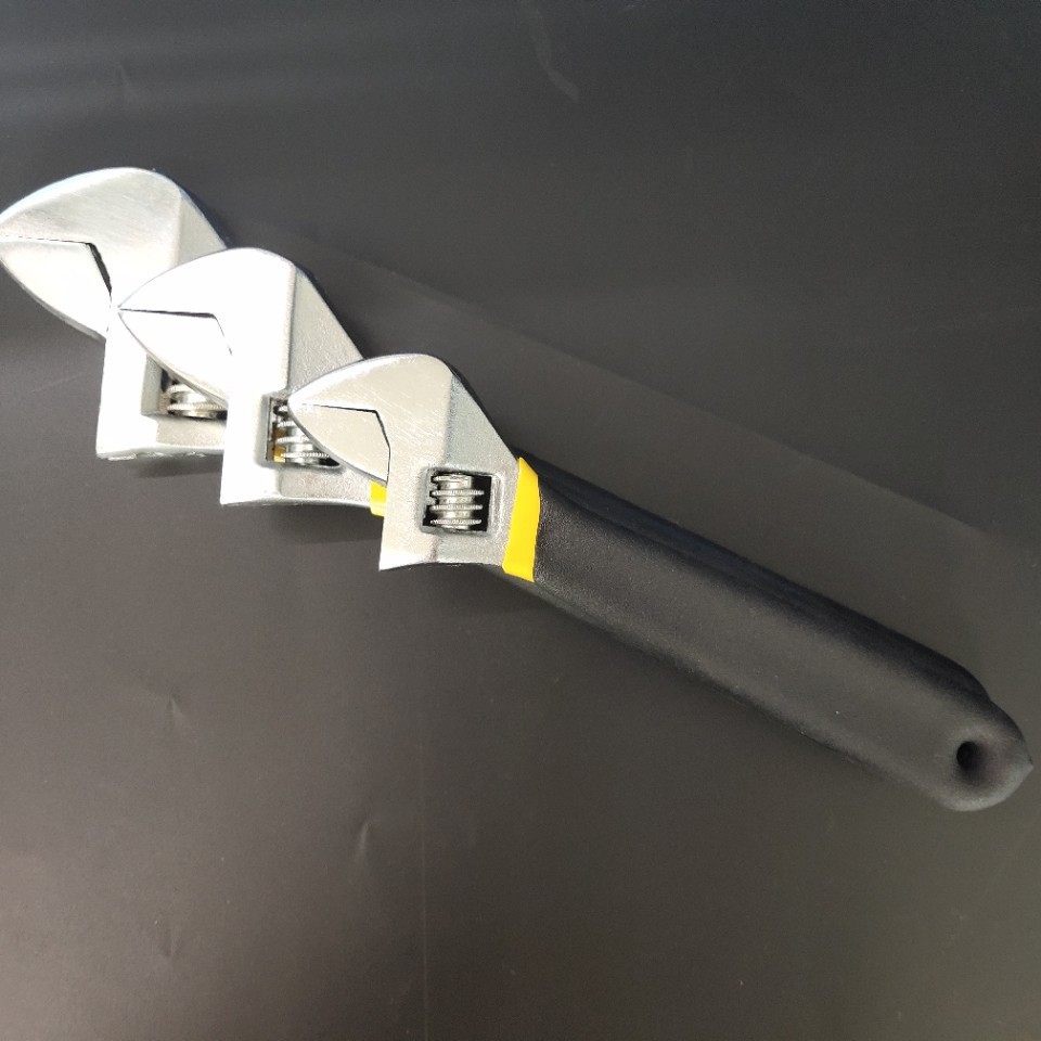 活动扳手6寸8寸10寸12寸沾塑锻打活络扳手抛光镀铬活高强度螺纹钢