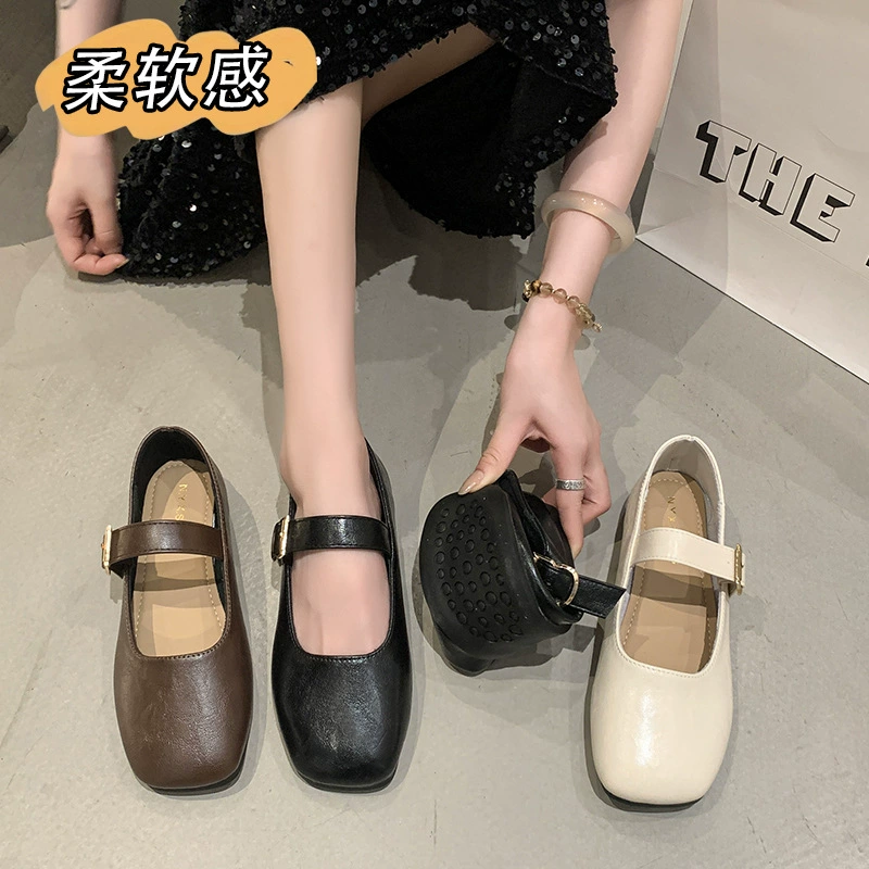 Женские мягкие кожаные туфли-лодочки в корейском стиле, французский ретро-стиль, низкий каблук, весна 2025 года, универсальные, квадратный носок.