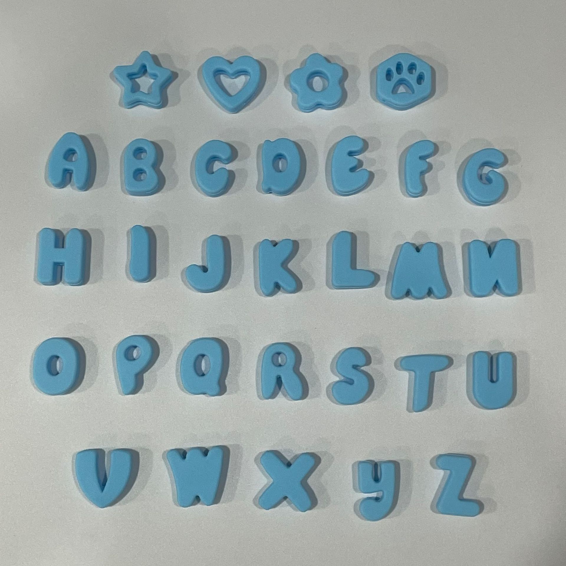 Silicone para mascotas 26 letras DIY collar anti-perro collar gato collar letras universales + amor impresión de garras mezclar image 10