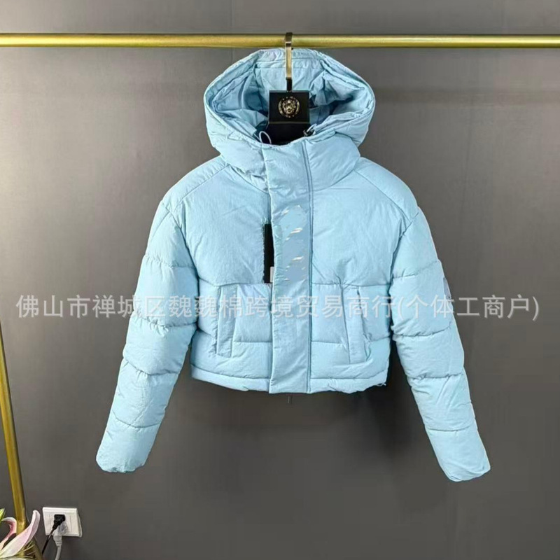Hooded Trapstar winter down cotton jacket, new thick coat, American high street fashion brand, warm clothing Hooded Trapstar winter down cotton jacket, new thick coat, American high street fashion brand, warm clothing
