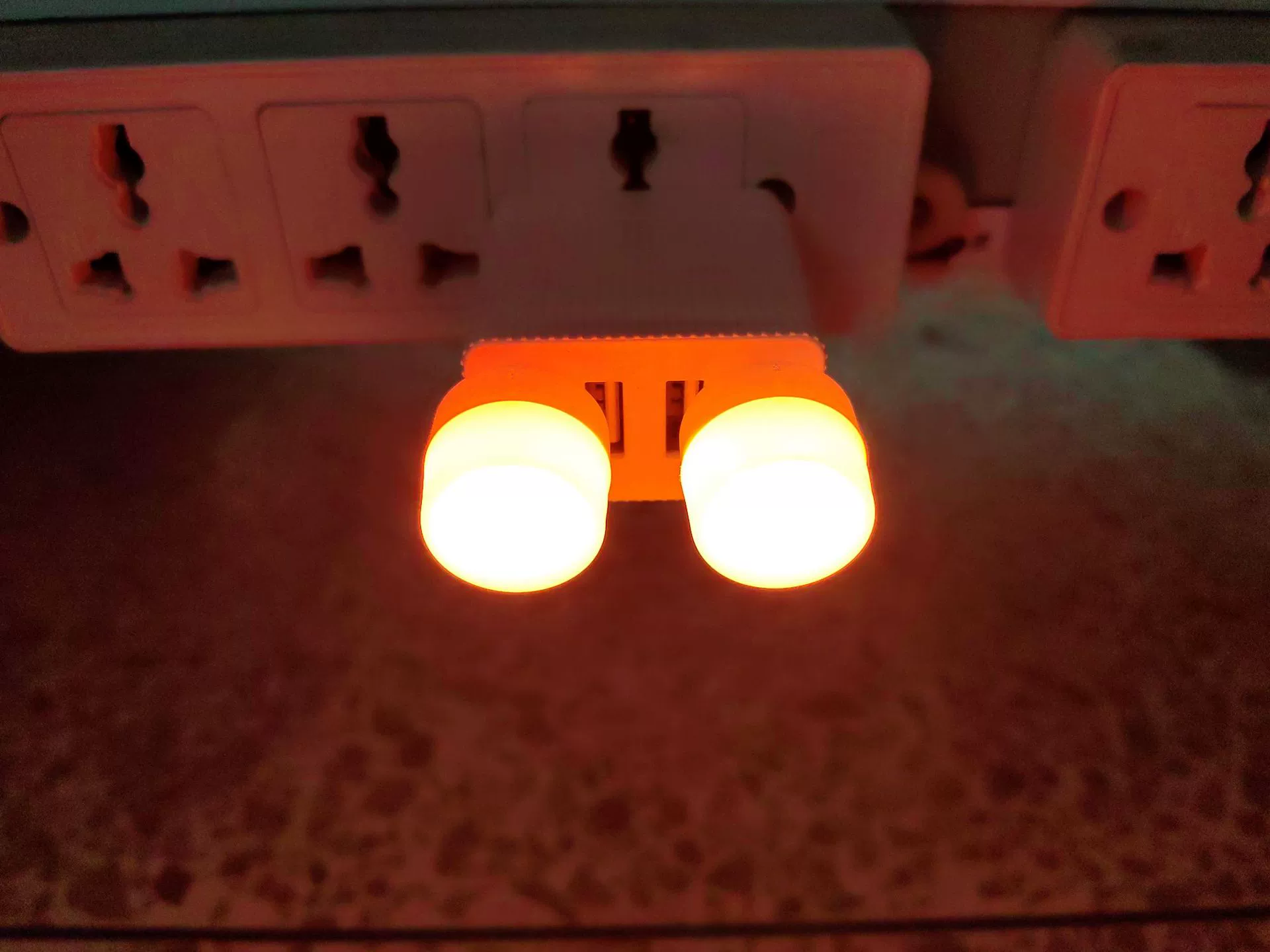 USB мини-ночной светильник, портативная настольная лампа, глазозащита мягкое свечение, подключай-играй