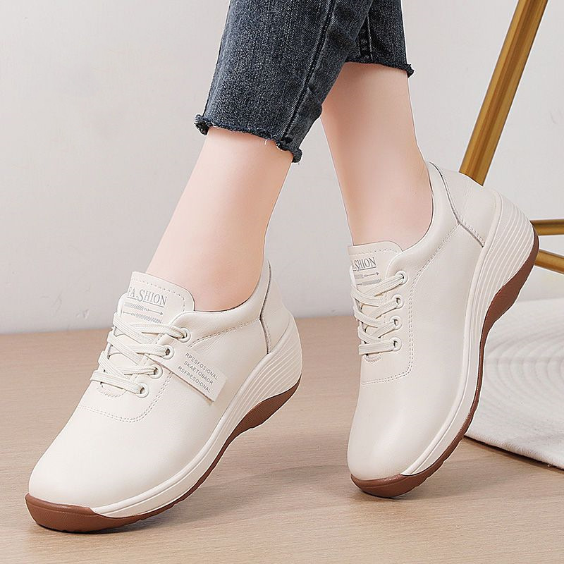 Foreign trade export soft bottom Italian brand original single withdrawal cabinet remaining single tail goods soft leather women's shoes thick bottom casual mother shoes Foreign trade export soft bottom Italian brand original single withdrawal cabinet remaining single tail goods soft leather women's shoes thick bottom casual mother shoes