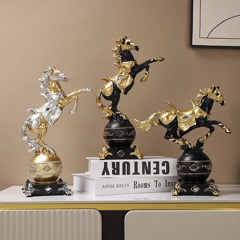 Horse to Success Ornaments Immediate Wealth Resin Crafts Home Living Room Entrance Wine Cabinet Office Decorations
