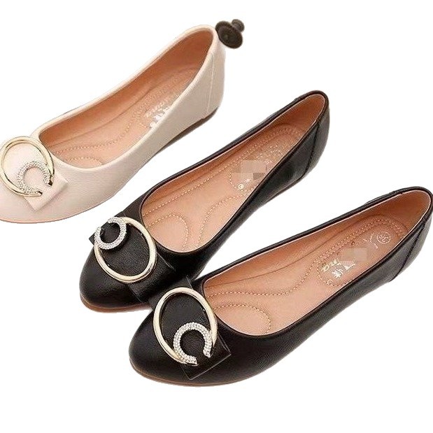 2026 verano de moda versátil de tendón de torón con suela plana con suela suave confortable desgaste de cabeza redonda de moda zapatos de una sola