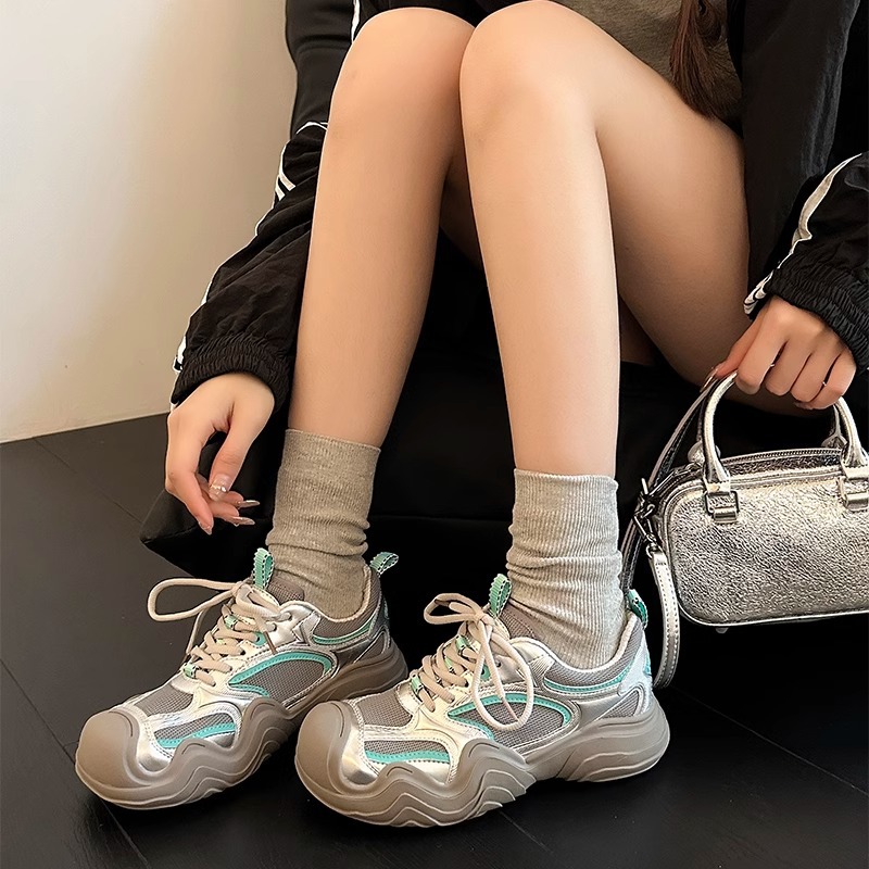 厚底丑萌大頭鞋子女2024夏季新款透氣網面登山休閒運動銀色老爹鞋