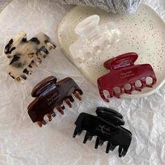 酢酸高級感の中号のアルファベットの髪は女性の気質の後頭部の半分を挟みます。