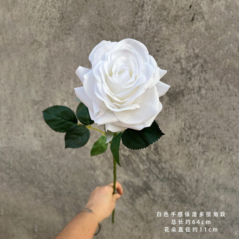 Material de flor de boda blanco brumoso artificial Misty Wedding Hall decoración camino plomo arreglo de flores techo flor artificial Flor de plástico