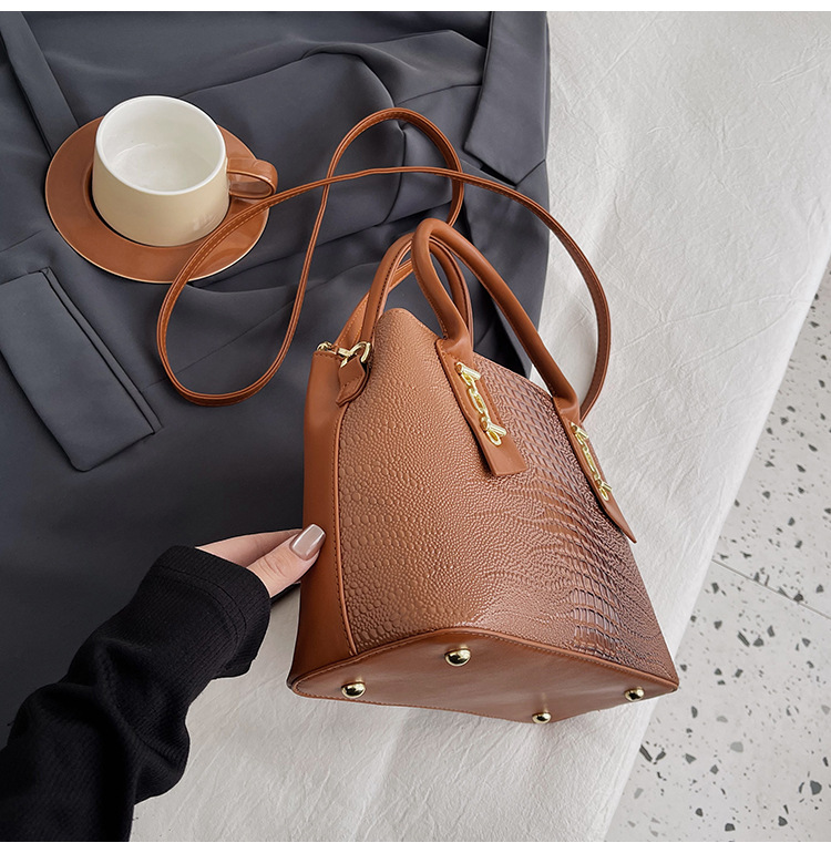 Handbag Women's New Western Style Shoulder Bag Large Capacity Commuter Crossbody Bag PU Leather Crocodile Pattern Bag Women's bag_voghion.com