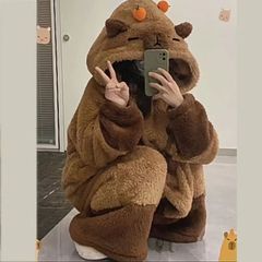 特価!! カピバラのカピバラの冬の新型の厚い寝の服のかわいい風のサンゴの毛のパジャマの女性の家の服
