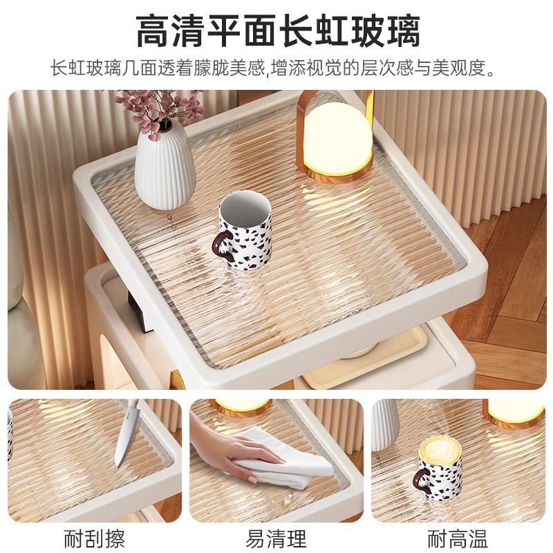 Sofá de lado unos pocos modernos y simples sala de estar casera pequeña mesa de té creativa cama de aire crema estante de cabecera