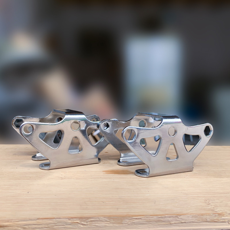 ドリフトボードのスタンドの連体スタンドの電気めっきの多色はオプションで金型を作って形のスケートボードの棚を生産することができます。|undefined