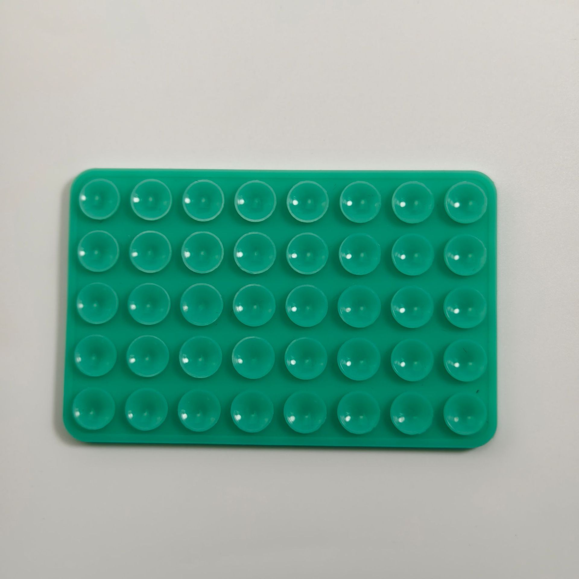 Suministro directo de fábrica de ventosa de silicona ventosa de teléfono móvil ventosa cuadrada ventosa de 24 granos ventosa de soporte para teléfono móvil ventosa de silicona de doble cara