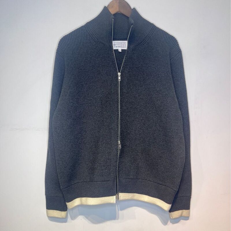 Knitted Sweater with High Collar, Zipper, Loose Fit, Thickened for Warmth, Cotton Cardigan, Fashionable Urban British Style Sweater Jacket for Men and Women