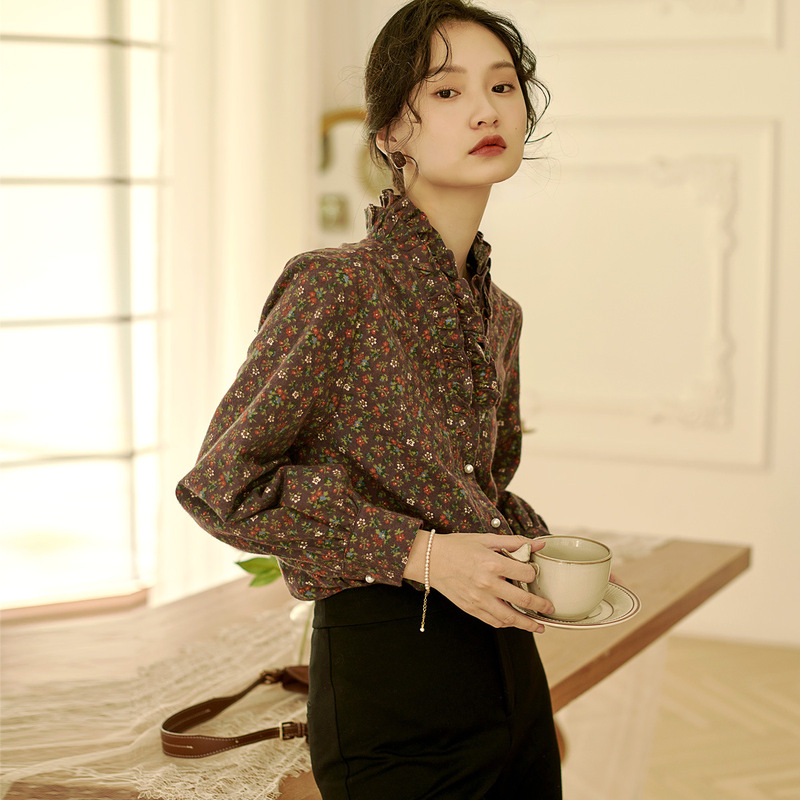 Designer French-Style Floral Shirt for Women, Spring and Autumn, Thick Brushed Fabric, Ruffled V-Neck Long-Sleeve Base Shirt