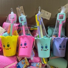 批发儿童沙滩玩具套桶9件套海边戏水挖沙土铲子和桶过家家玩具