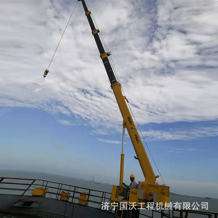 广州船用起重机 渔船吊机港口码头吊 3吨8吨固定船吊参数
