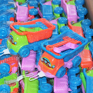Children's toy Beach car net bag toy car sand playing 3 pieces suit shovel Beach car ring toy 2 yuan department store