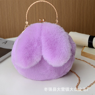 �b���ð��«H��ë�A�ڰ�����朗l���μ�б��Ůʿ���ö�����A�Ӱ�