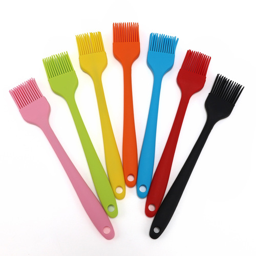 Baking tools 21cm integrated small silicone oil brush barbecue brush oil brush silicone sweep DIY cake tool 38g