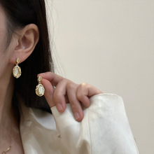 925纯银针小众设计耳环巴洛克珍珠耳钉女气质网红耳饰百搭配饰