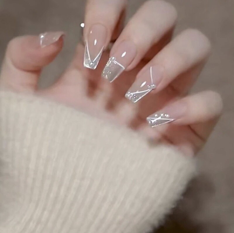 [cat's eye French] pure hot selling high-end phototherapy show white pure hand-worn nail nail nail tablets finished wholesale