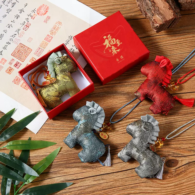 新年小马香囊锦缎马年香包挂件可替换香料仿宋锦中式香包伴手礼