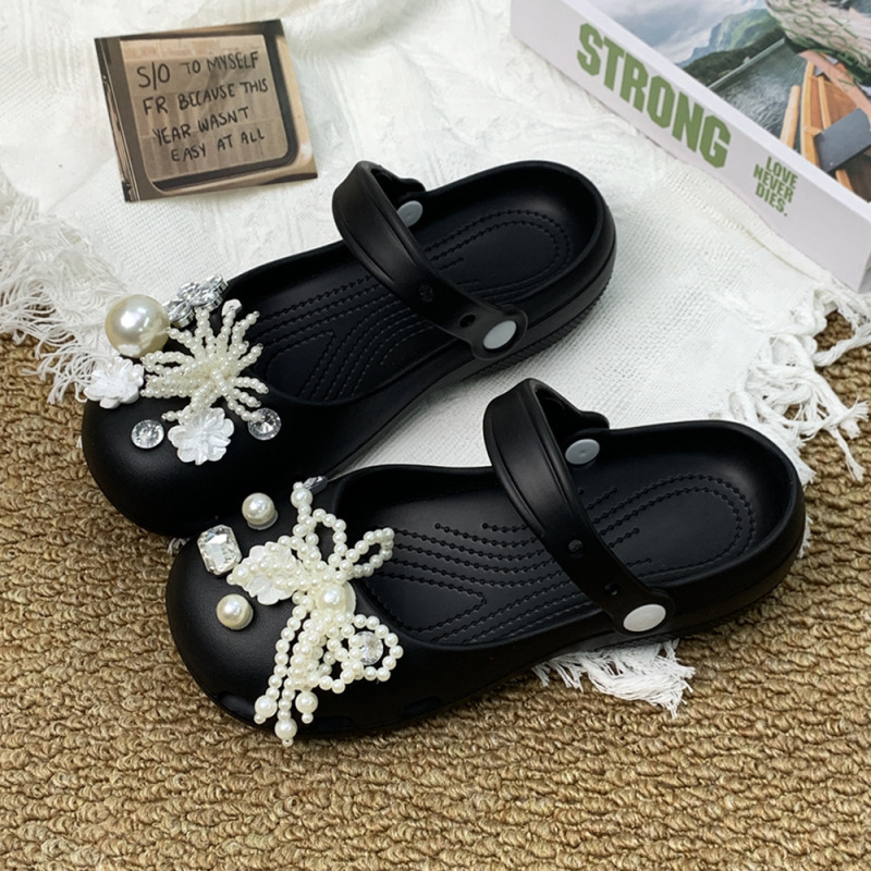 New pearl bow-knot perforated shoes with soft soles, non-slip ballet sandals, versatile and stylish, suitable for outdoor wear, closed-toe sandals
