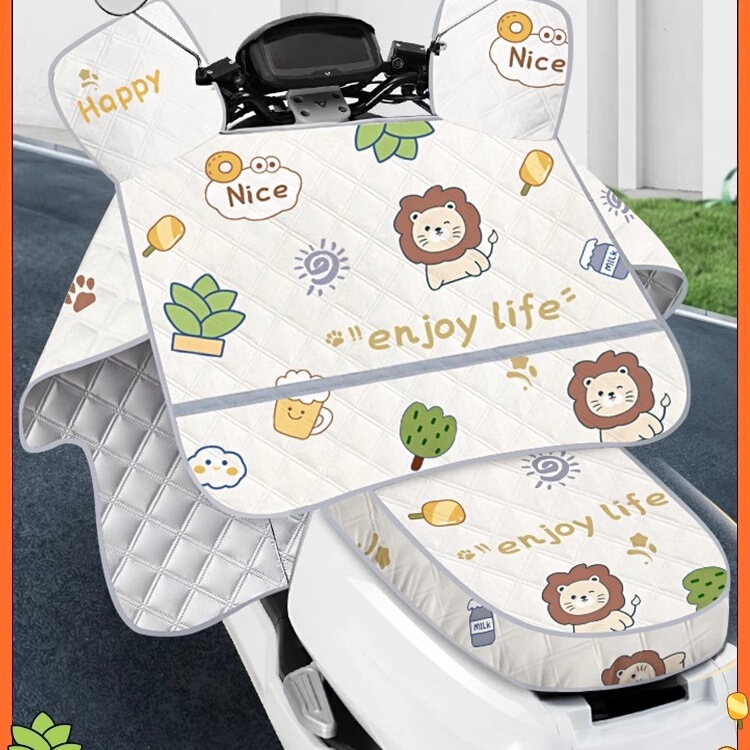 Electric Vehicle Windshield Cover, Summer Sun Protection Cover, Thin Waterproof and Windproof Battery Motorcycle Sunshade and Rainproof Cover, Universal for All Seasons