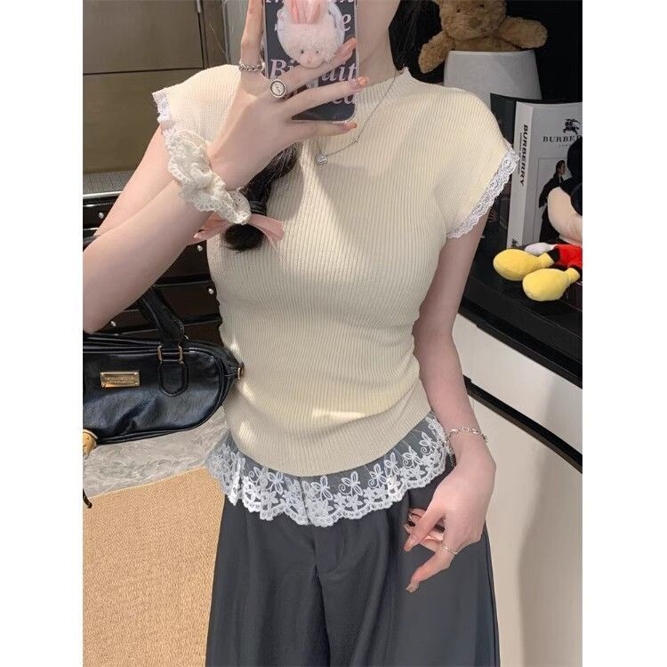 Apricot Lace Splicing Short-Sleeved Sweater for Women, Summer Flying Sleeve Shirt with Pleated Waist and Slim Fit, One-Piece Drop Shipping