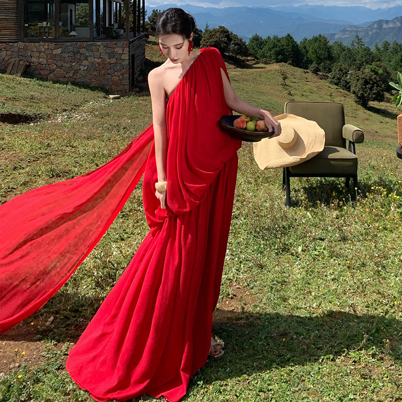 Beautiful Desert Resort-Style One-Shoulder Ruched Strapless Flowing Red Chiffon Gown with a Train Beautiful Desert Resort-Style One-Shoulder Ruched Strapless Flowing Red Chiffon Gown with a Train