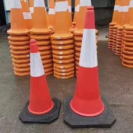 防撞设施;道路减速设备;路障