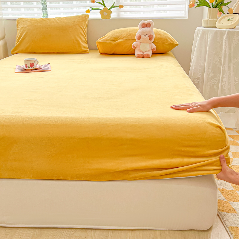 2024 new milk velvet bed hat single solid color autumn and winter Simmons non-slip mattress cover mattress cover a generation of hair