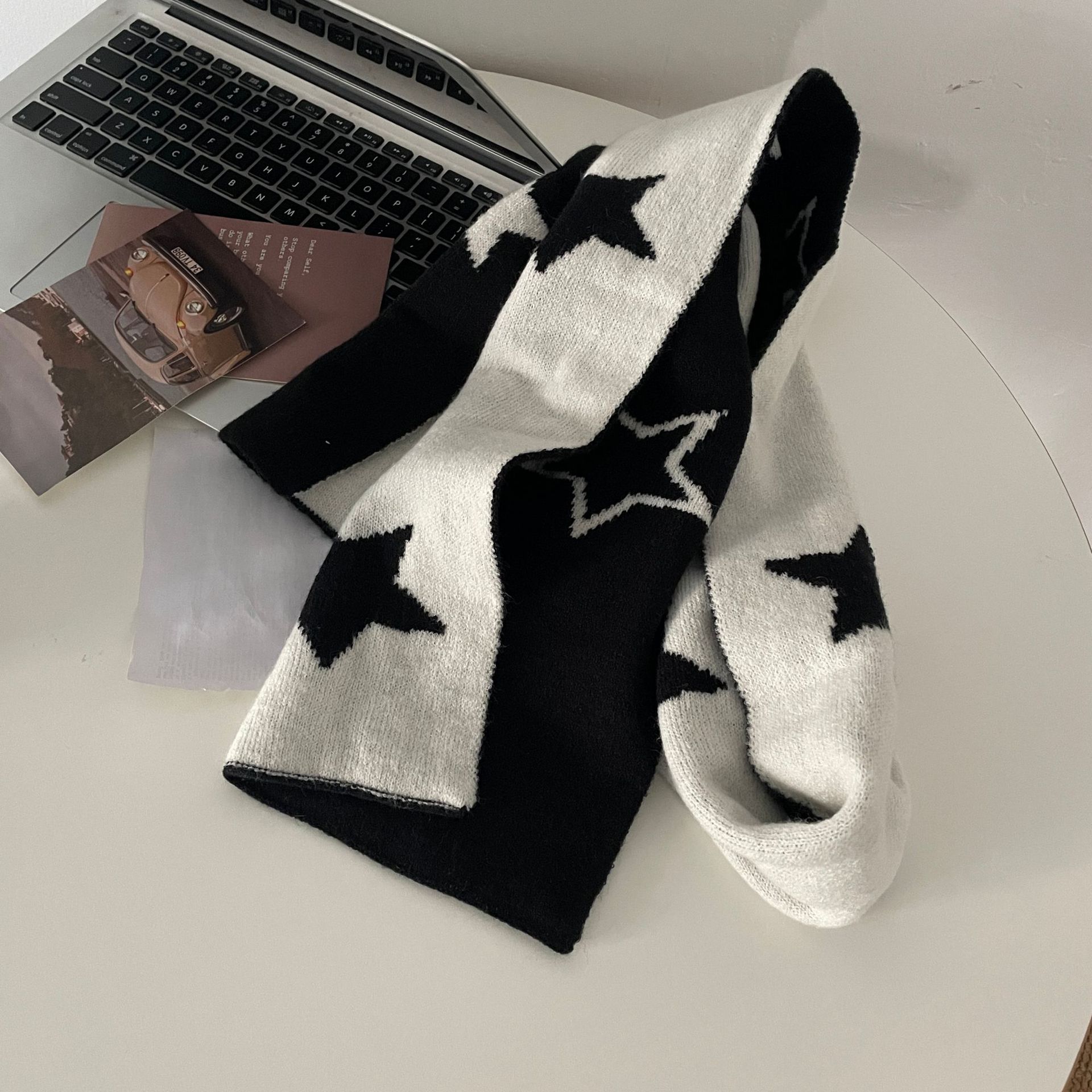 Women's Elegant Lady Star Knit Scarf display picture 2