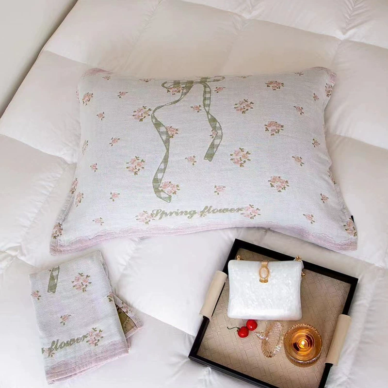 Марлевая мягкая дышащая подушка с рисунком для любимых учеников начальной школы