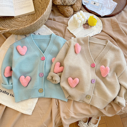 Korean children's knit cardigan autumn 23 new stylish children's sweater kids baby yarn heart coat