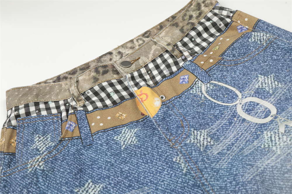 Distressed Denim Shorts For Men With Star Print And Raw Hem_voghion.com
