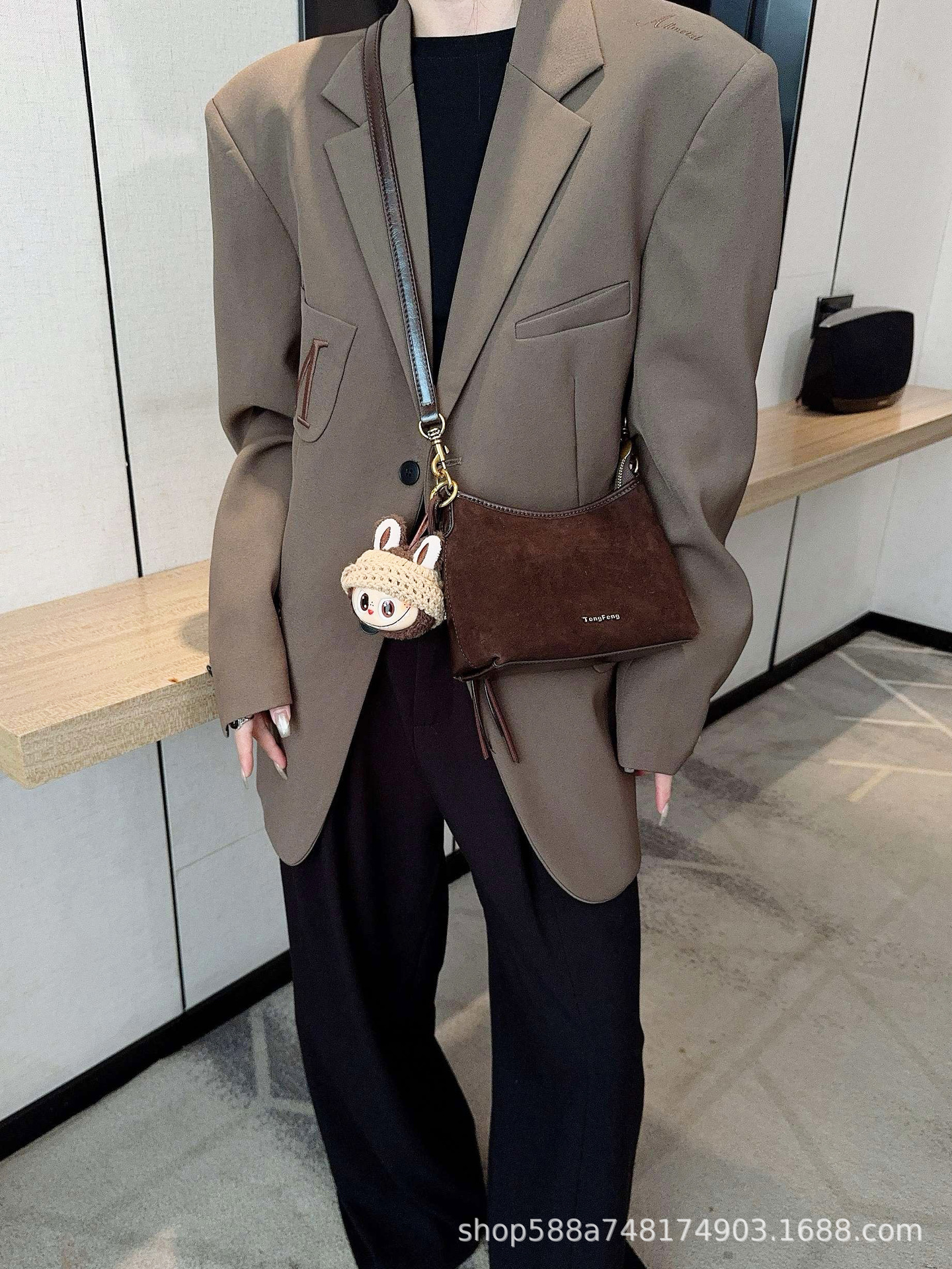 Frosted Genuine Leather Crescent Bag For Women, High-End Vintage Commuter Shoulder Bag, Suede Crossbody Small Tote - Thumbnail 7