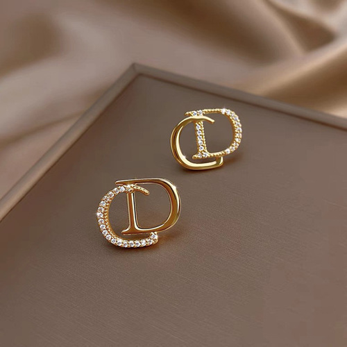 Vintage wholesale style stud earrings with simple CD letter water drill earrings for women, unique design women's earrings