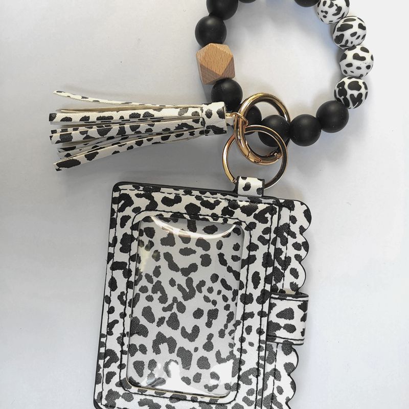 1 Piece Quantity Retro Simple Style Cow Pattern Leopard Pu Leather Silica Gel Women's Bag Pendant Keychain