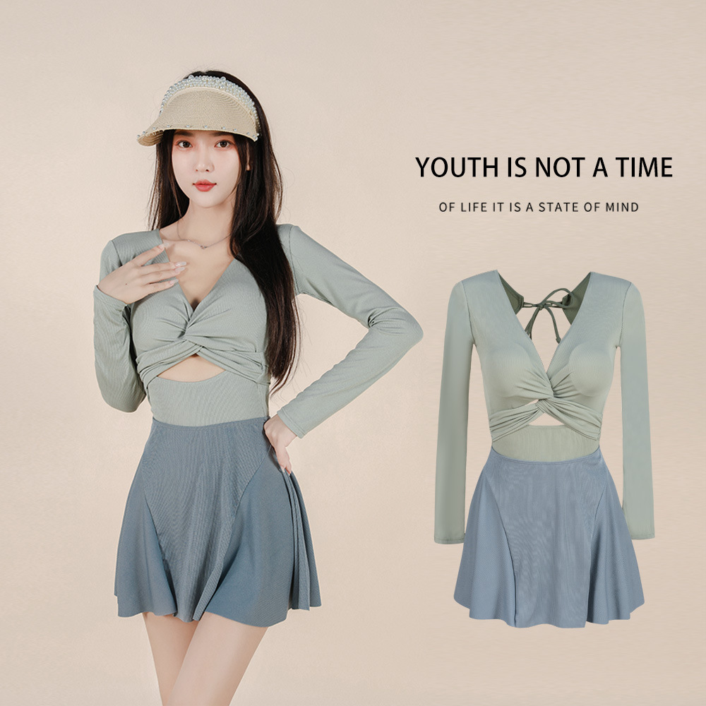 Swimsuit Women's New Summer Korean ins Long-sleeved One-piece Skirt Style Sexy Backless Slimming Small Breast Belly Covering Hot Girl Swimsuit