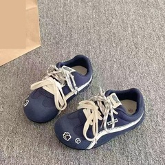 校园风设计感百搭小白鞋子女2025年新款爆款秋季小众德训鞋休闲鞋