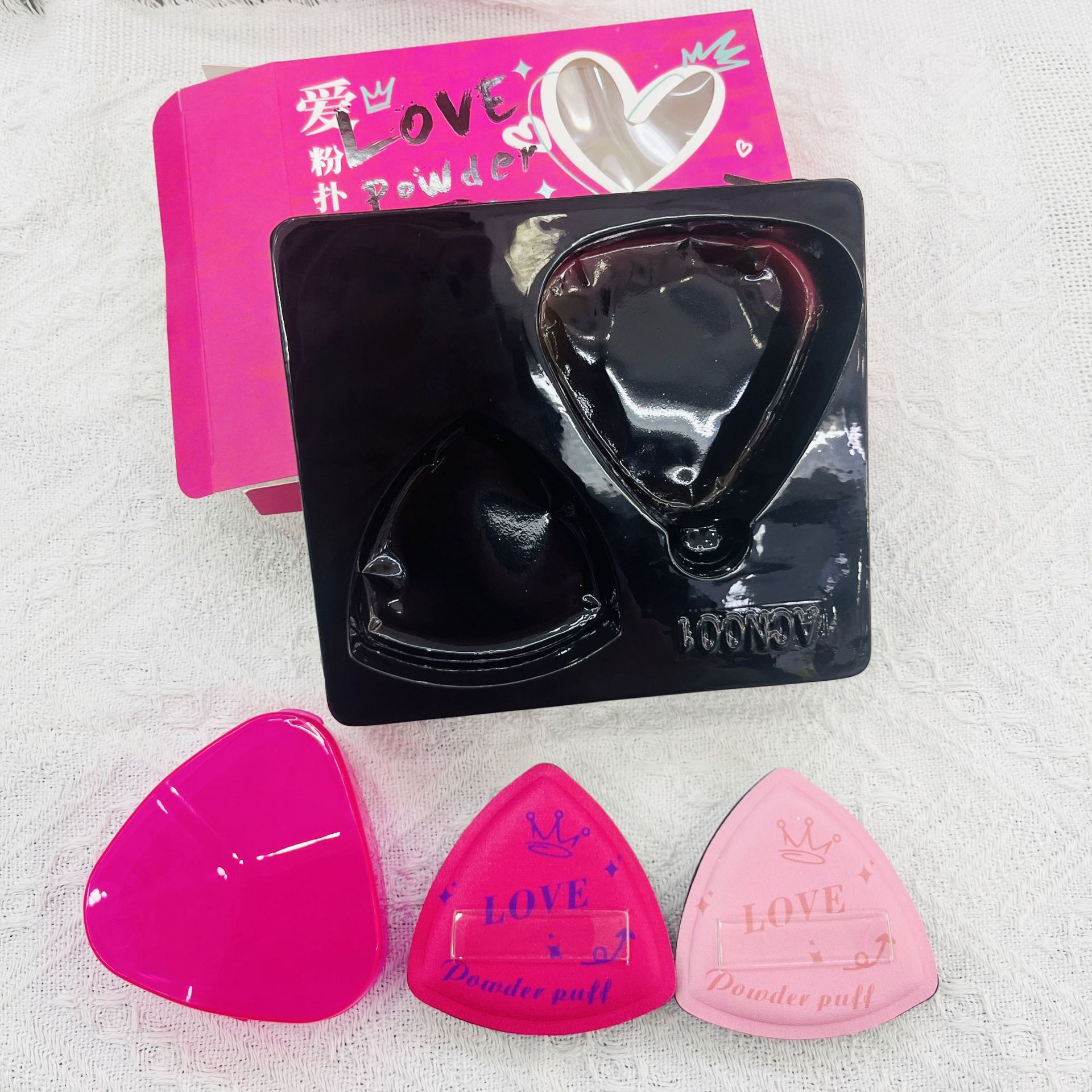 Juego limitado de tres piezas en polvo de amor (soplo de polvo LOVE)