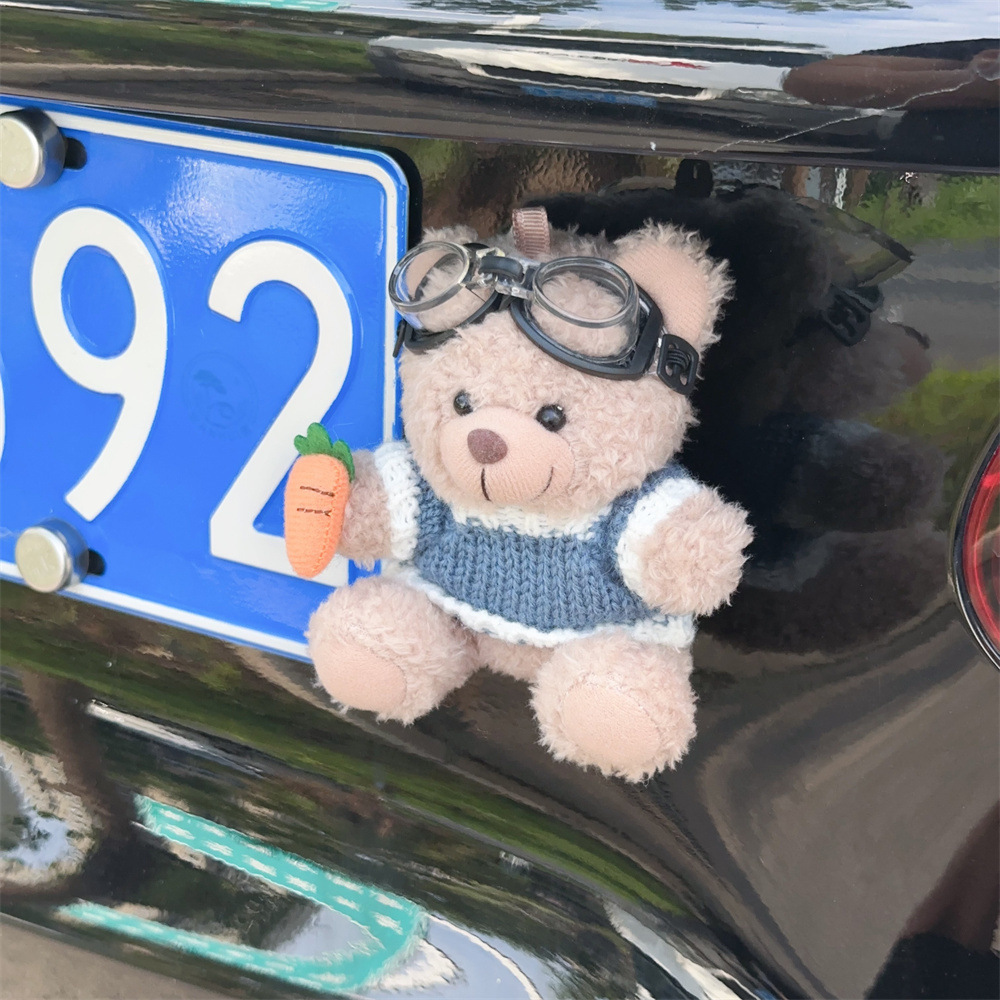 Personalidad encantadora del oso en línea decoración de la cola del automóvil adornos muñecas de peluche fuera del automóvil suministros de automóvil estables