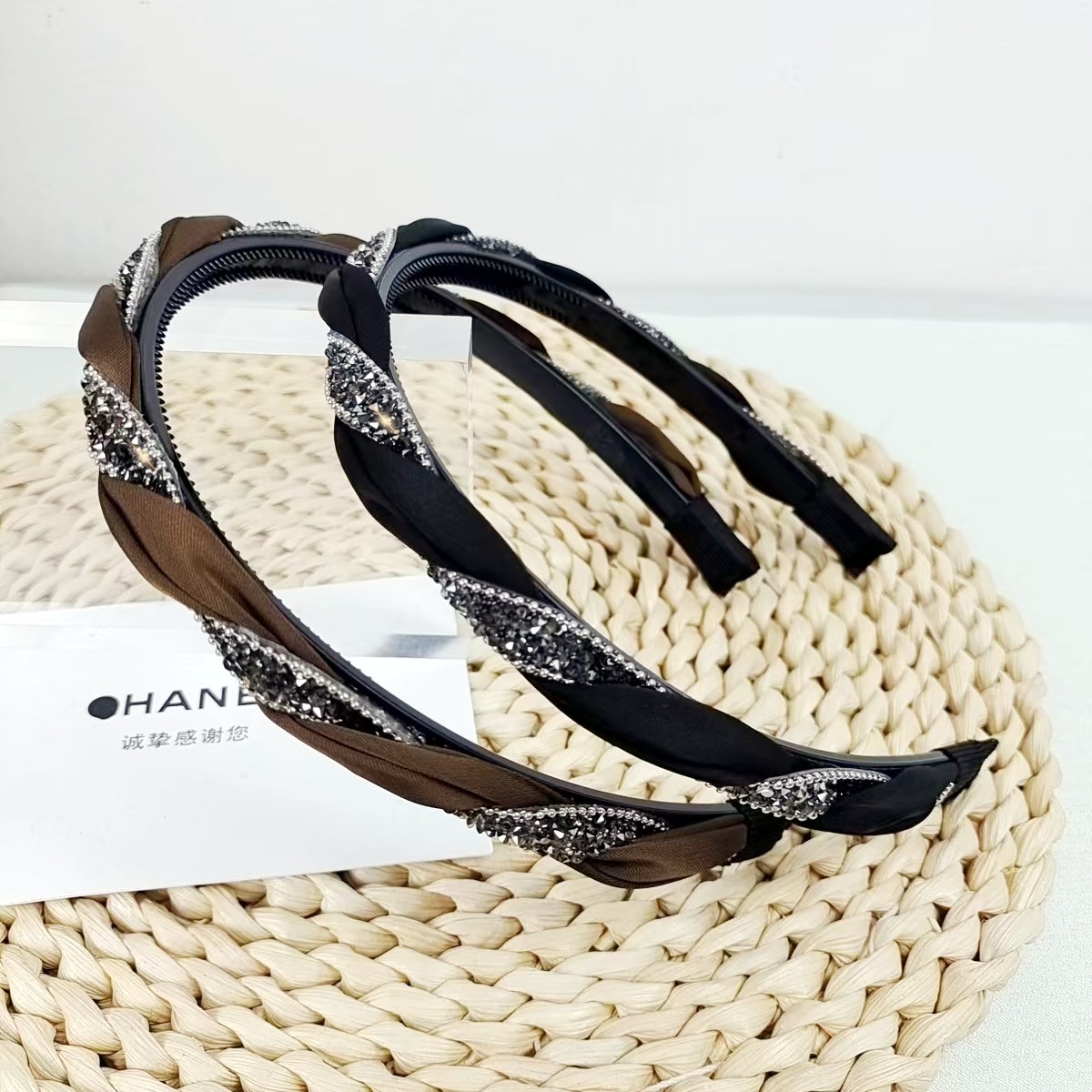 New Korean Light Luxury Water Diamond Braid Headband for Women, High-End Fine Edge Exquisite Outing Hair Pin, Women's Hair Accessory