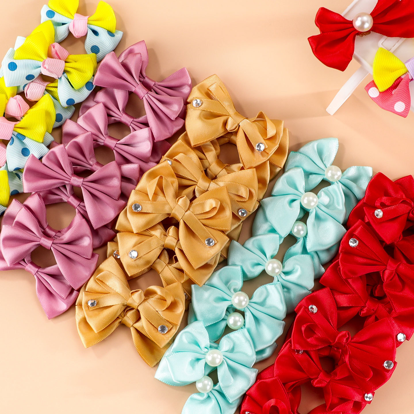 Arco de perlas hecha a mano doble cinta arco amor DIY material ropa pinzas de pelo accesorios accesorios al por mayor