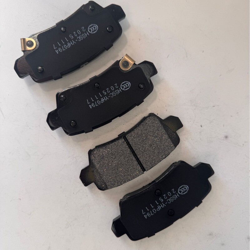 Suitable for Geely Xingyue, These Semi-Metallic Ceramic Brake Pads Are Wear-Resistant and High-Temperature Resistant, Directly from the Source Manufacturer Suitable for Geely Xingyue, These Semi-Metallic Ceramic Brake Pads Are Wear-Resistant and High-Temperature Resistant, Directly from the Source Manufacturer